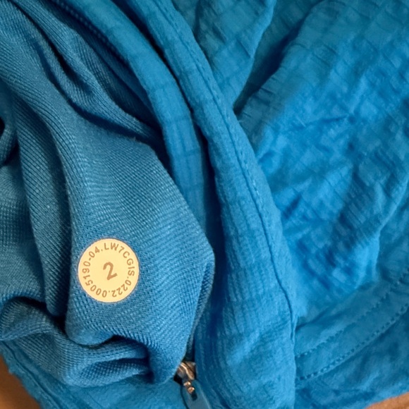 Lululemon Logo Waistband HR Train Short - Picture 5 of 5